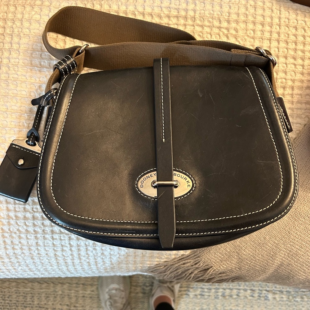 Vintage Dooney and Bourke Florentine Toscana Saddle